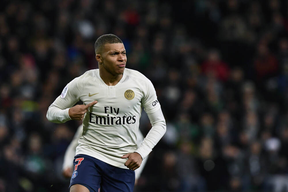 演出市场刮起“怀旧风”，媒体：既要有“回忆杀”也要多些新IP